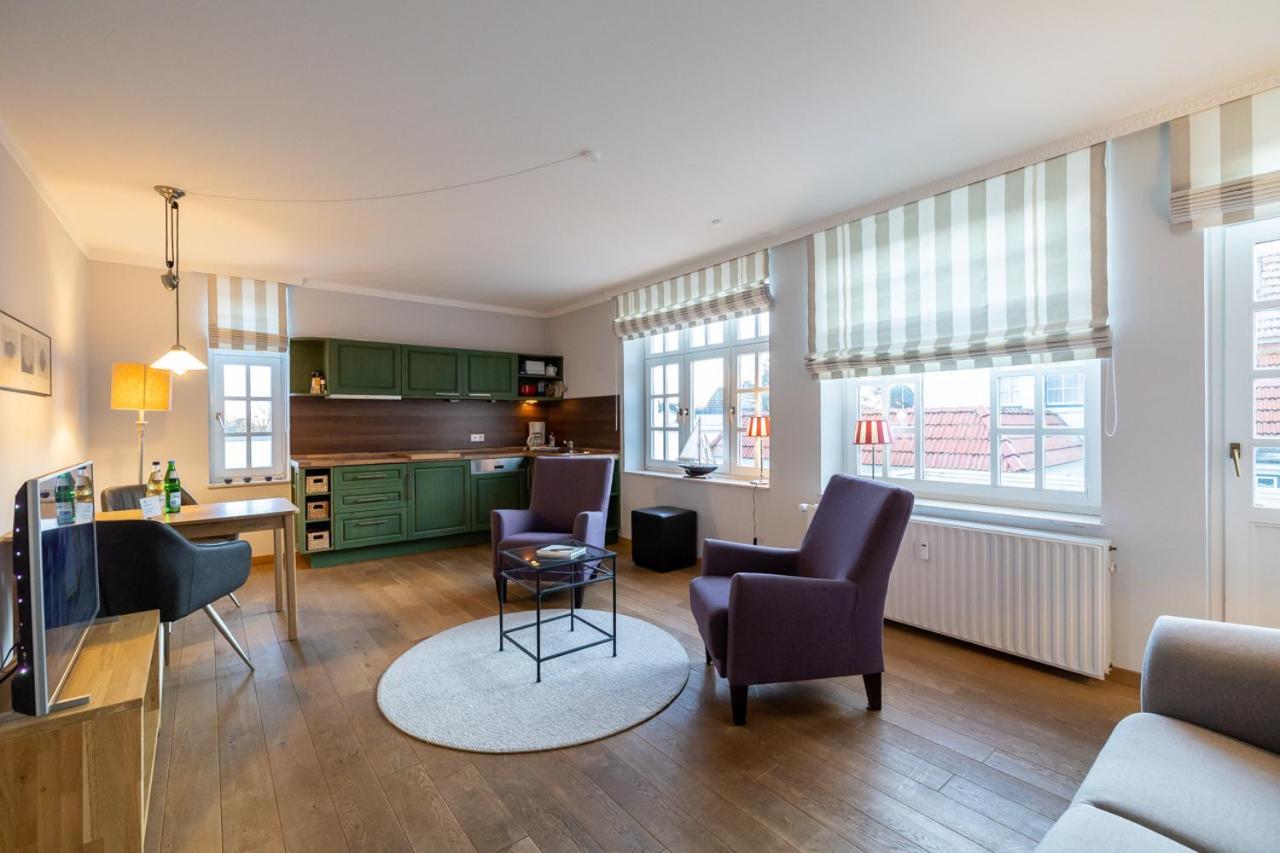 Villa Friedericia, Wohnung 3-Hochparterre Links Wyk auf Föhr Kültér fotó